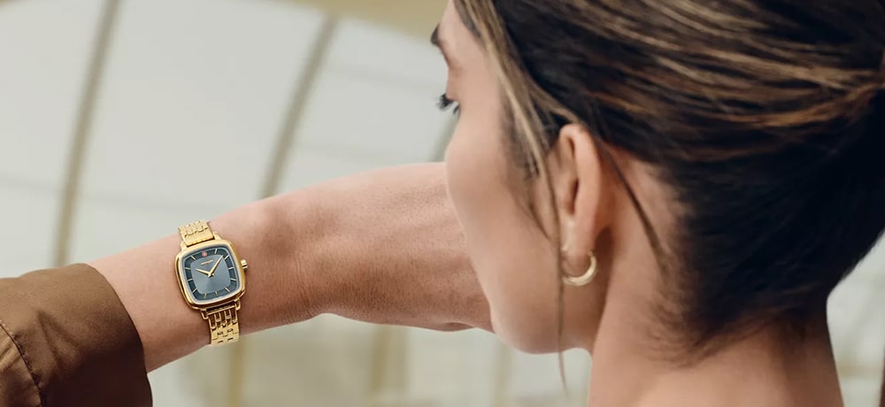 hranaté hodinky Wenger Vintage Classic 01.1911.106